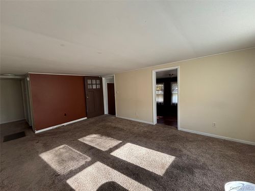 647 N Drury Ln, Walden, NY, 12586 | Card Image