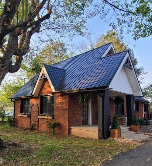 906 N High St, Winchester, TN, 37398-1030 | Card Image
