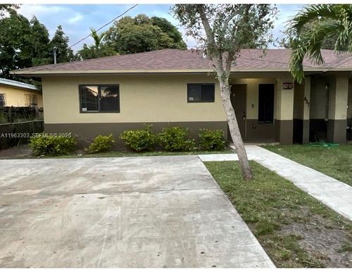 437 Nw 81st St, Miami, FL, 33150-2810 | Card Image