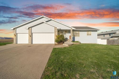 4312 N Montana Ave, Sioux Falls, SD, 57107-6858 | Card Image
