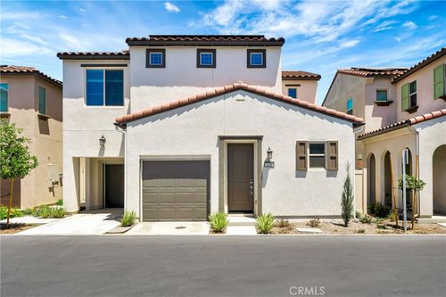 1458 E Laurelwood Dr, San Bernardino, CA, 92408-3676 | Card Image