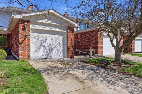 42211 Toddmark Ln, Clinton Township, MI, 48038-6824 | Card Image