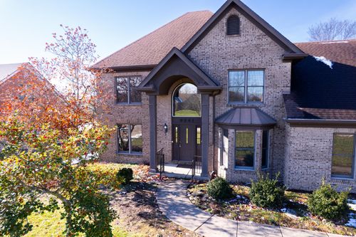 9241 Tranquility Dr, Florence, KY, 41042-9694 | Card Image