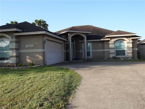 6829 Guinevere St, Corpus Christi, TX, 78414-6330 | Card Image