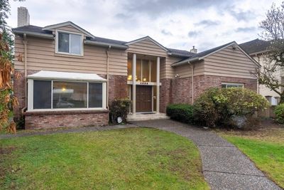 1035 W 48th Ave, House other with 6 bedrooms, 3 bathrooms and 2 parking in Vancouver BC | Image 1