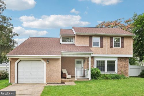 213 Hazel Ridge Dr, WILMINGTON, DE, 19810-1311 | Card Image