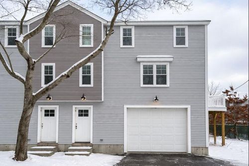 46 B Holt Rd, Bourne, MA, 02532-3434 | Card Image