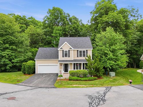 54 River Bend Way, Manchester, NH, 03103-7016 | Card Image