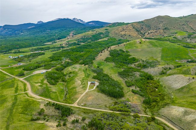 Aerial view of mountains | Image 35