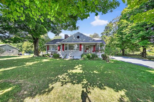 145 S Main St, Florida, NY, 10921-1805 | Card Image