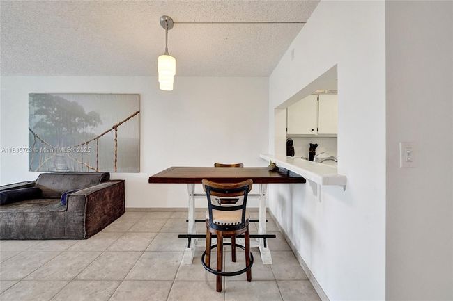 APT-304 - 1911 Sabal Palm Dr, Condo with 2 bedrooms, 2 bathrooms and null parking in Davie FL | Image 9