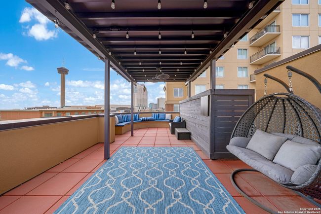 APT-310 - 215 Center St, Condo with 3 bedrooms, 3 bathrooms and null parking in San Antonio TX | Image 23