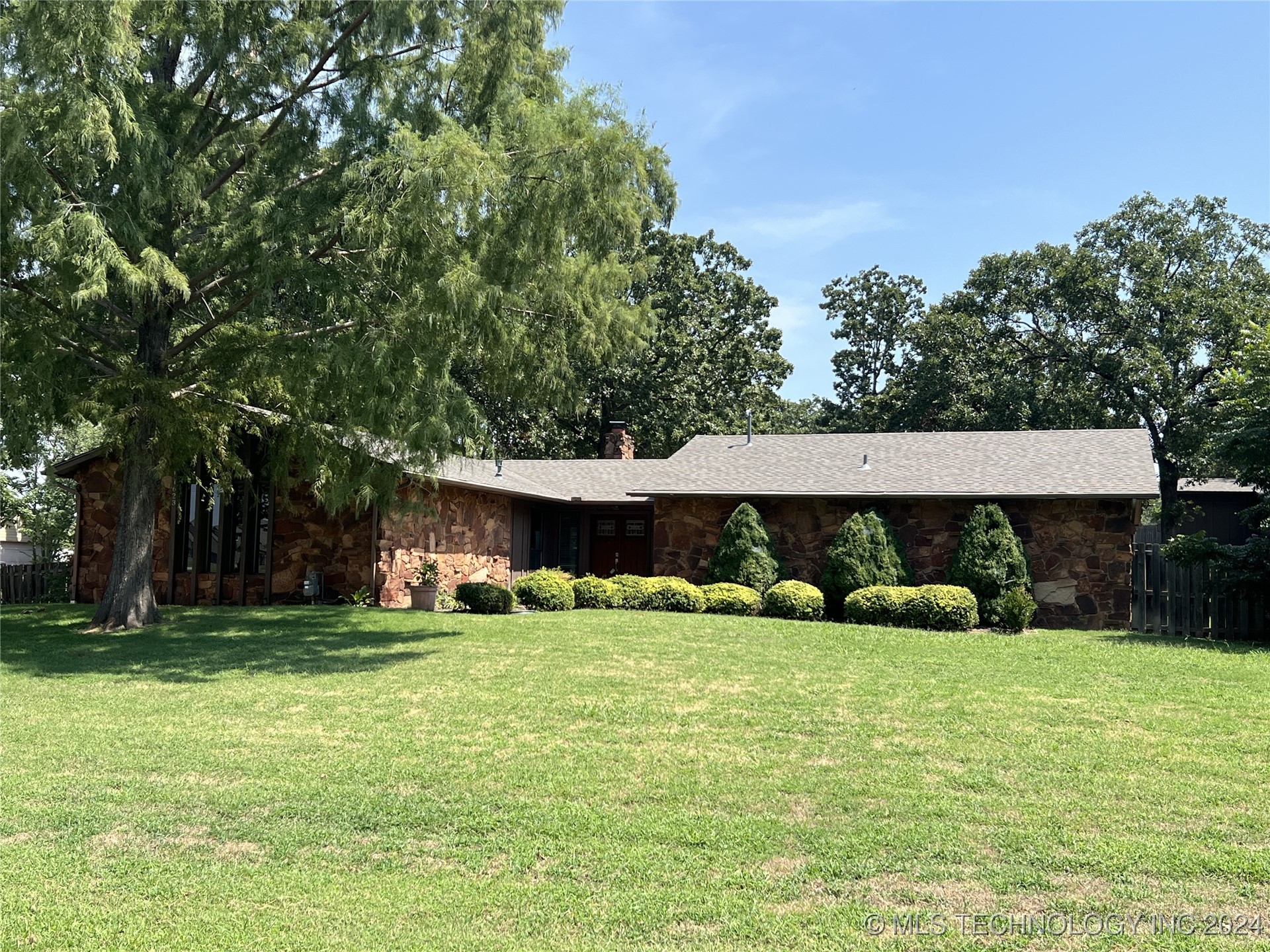 1st St, Jenks, OK 74037