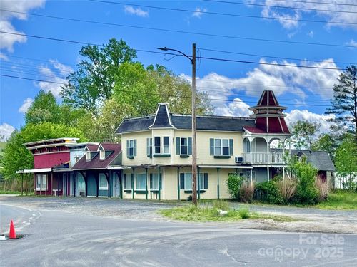 1703 Roan Rd, Spruce Pine, NC, 28777-9273 | Card Image