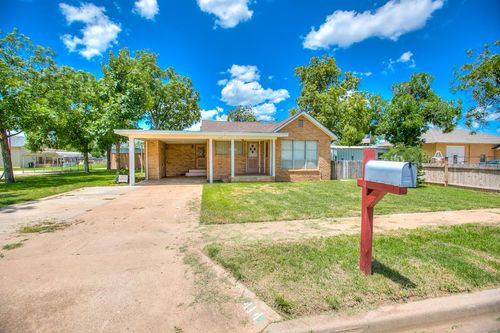 414 E 41st St, San Angelo, TX, 76903 | Card Image