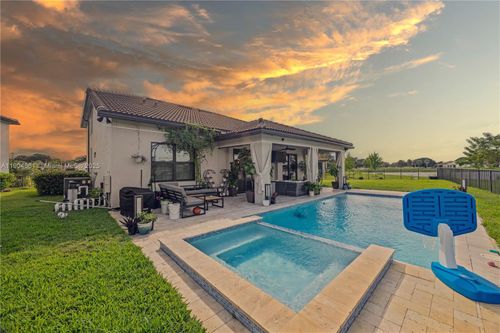 8152 Nw 78th St, Tamarac, FL, 33321-2071 | Card Image