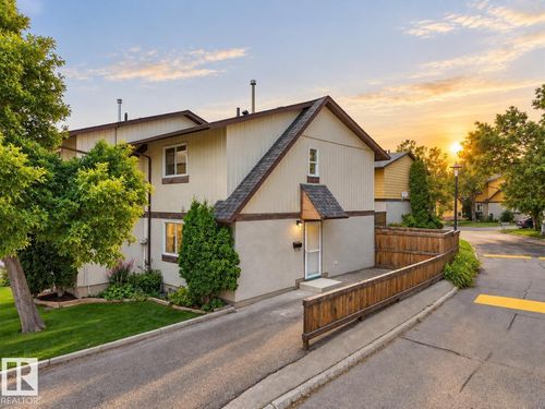 126 Woodstock Nw, Edmonton, AB, T5T0H6 | Card Image