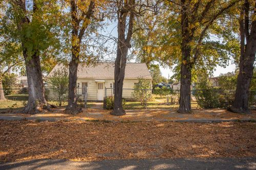 6241 Mclaughlin Way, Marysville, CA, 95901-6520 | Card Image