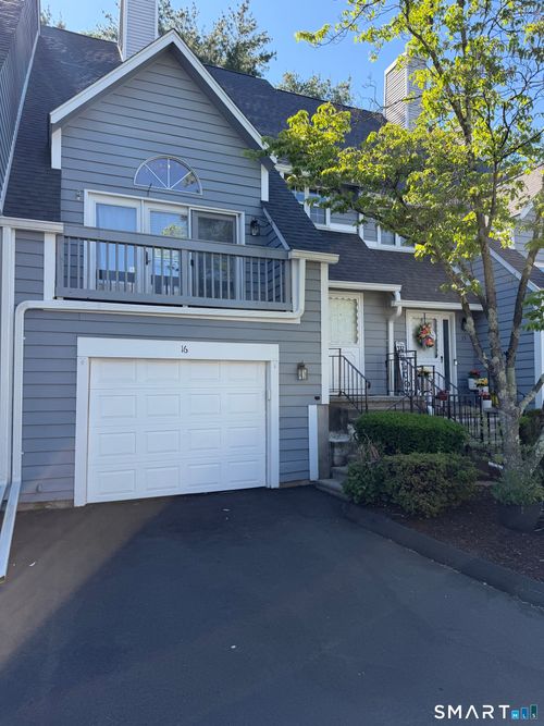 16-16 Hawley Gln, Stratford, CT, 06614-1589 | Card Image