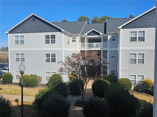 apt-d-192 University Village Dr, Central, SC, 29630-4041 | Card Image