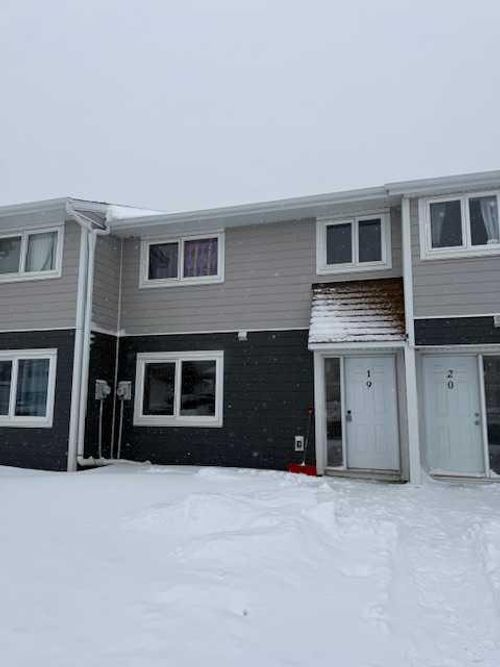 19 97 St, Grande Cache, AB, T0E0Y0 | Card Image