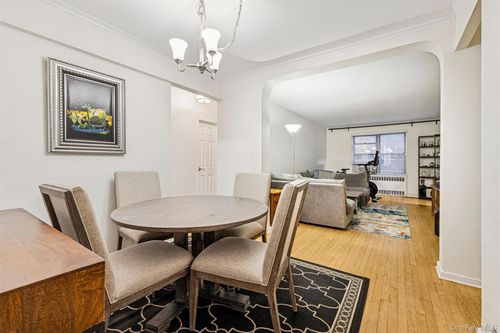 apt-d21-67-38 108th St, Forest Hills, NY, 11375-2361 | Card Image