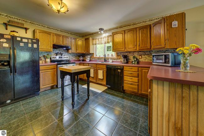 3721 W 18 Rd, House other with 4 bedrooms, 1 bathrooms and null parking in Mesick MI | Image 10