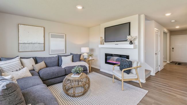 2717 Prairielight Dr, House other with 4 bedrooms, 3 bathrooms and null parking in Hiawatha IA | Image 4