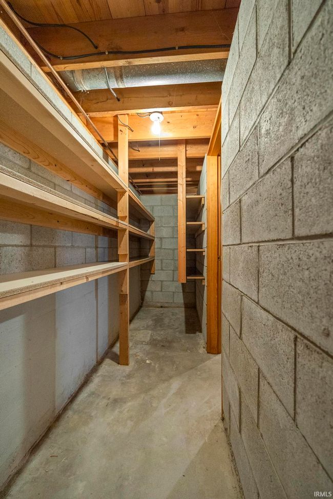 1489 W 47 Th St, House other with 3 bedrooms, 2 bathrooms and null parking in Jasper IN | Image 27