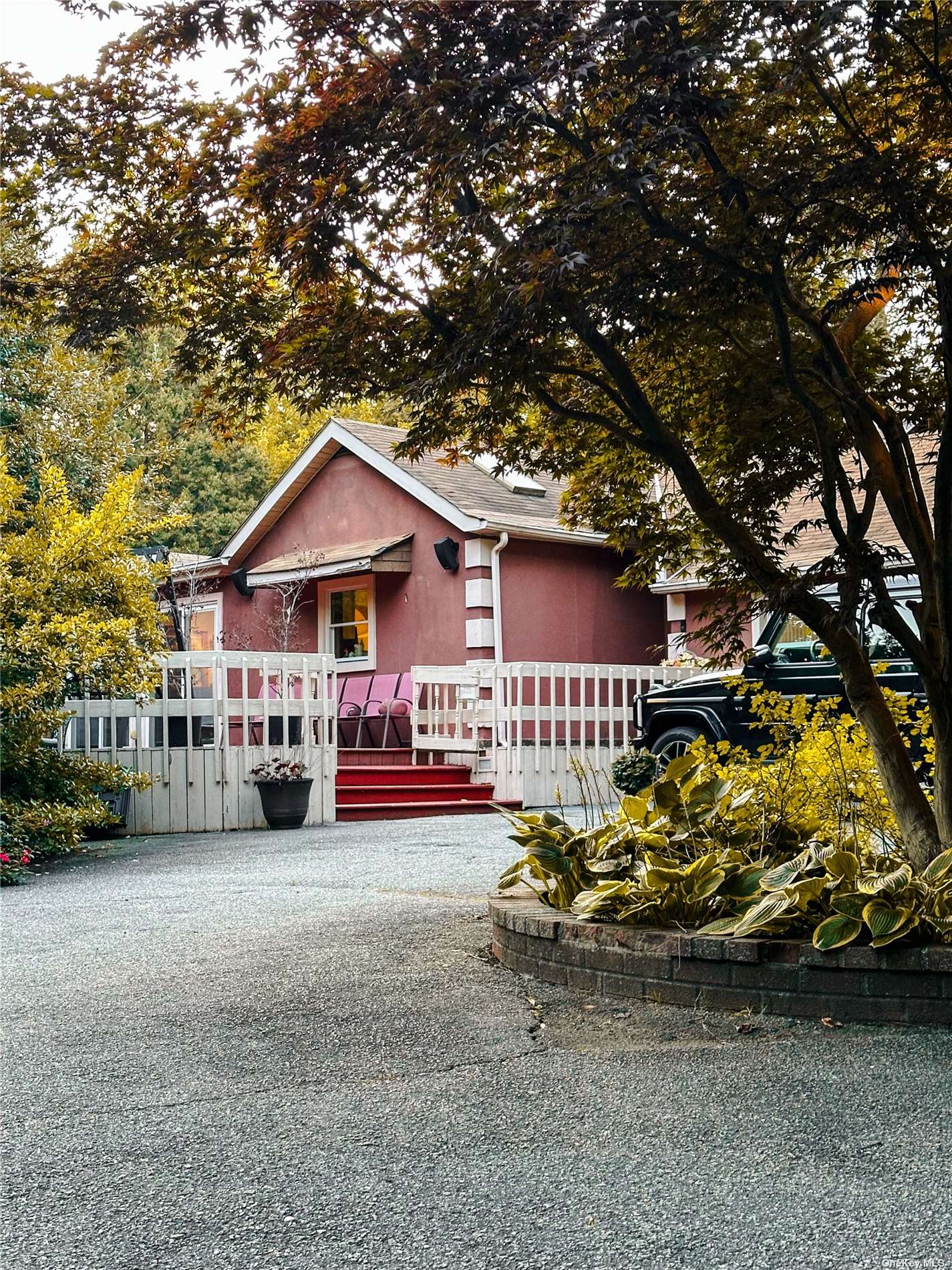 Old Westbury Rd, Roslyn Heights, NY 11577