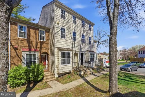 4225 Sauterne Ct, CHANTILLY, VA, 20151-3621 | Card Image