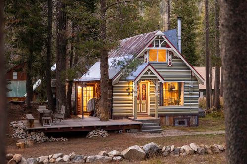 10028 Rusty Ln, Soda Springs, CA, 95728 | Card Image
