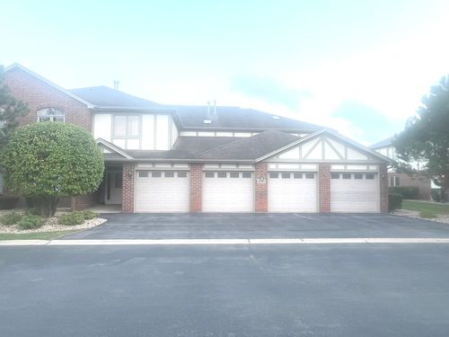 unit-1-6243 Misty Pines Dr, Tinley Park, IL, 60477-5525 | Card Image
