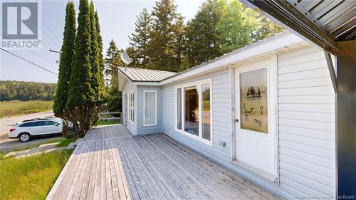 {{alt}} | Card Image