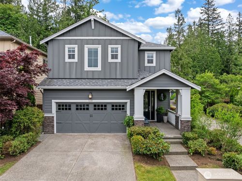 1601 Ne Falls Dr, Issaquah, WA, 98029-7821 | Card Image