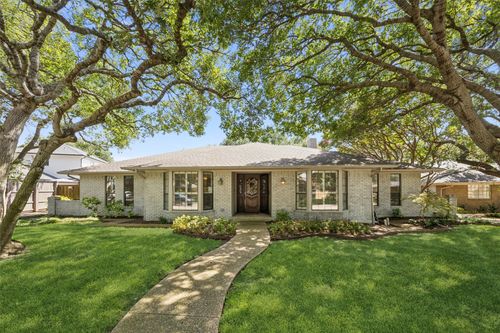 9332 Faircrest Dr, Dallas, TX, 75238-1412 | Card Image