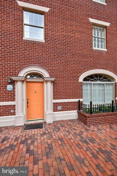 2105 Jamieson Ave, ALEXANDRIA, VA, 22314-5703 | Card Image