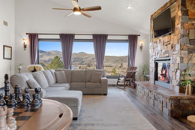 9701 Mt Highway 200, House other with 3 bedrooms, 2 bathrooms and null parking in Dixon MT | Image 7