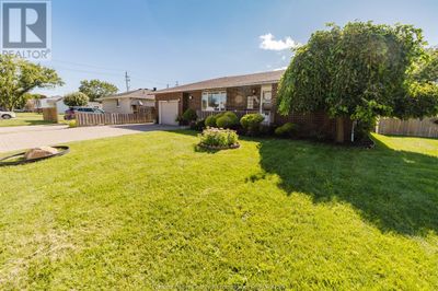 3095 Clemenceau Blvd, House other with 4 bedrooms, 2 bathrooms and null parking in Windsor ON | Image 3