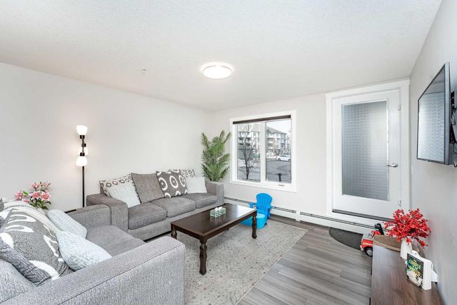 2104 - 6118 80 Ave Ne, Condo with 2 bedrooms, 2 bathrooms and 1 parking in Calgary AB | Image 9