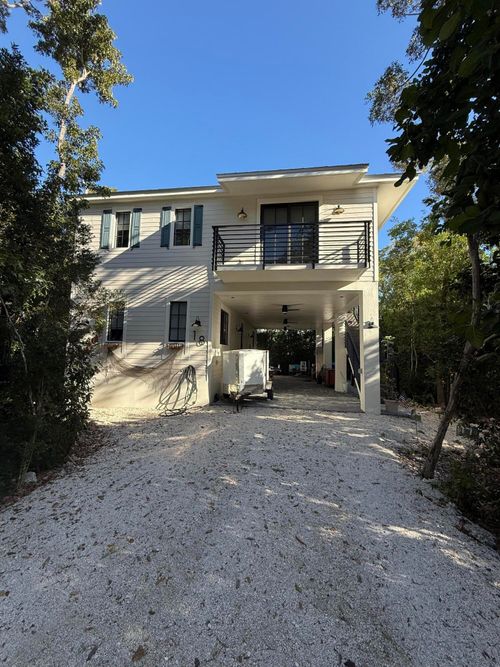 18 Coral Dr, Key Largo, FL, 33037-4350 | Card Image