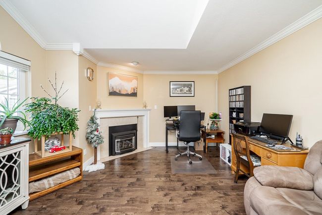 221 - 22515 116 Avenue, Townhouse with 3 bedrooms, 2 bathrooms and 2 parking in Maple Ridge BC | Image 15