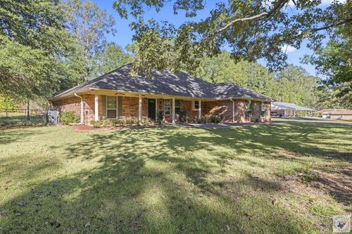 7 Oak Forest Ln, Texarkana, TX, 75501-8727 | Card Image