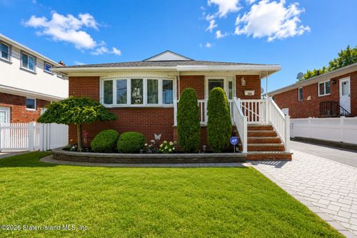 154 Cannon Boulevard, Staten Island, NY, 10306 | Card Image