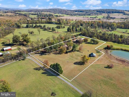7099 Glen Curtiss Ln, WARRENTON, VA, 20187-7141 | Card Image