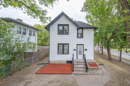 2400 Emerson Ave N, Minneapolis, MN, 55411-2052 | Card Image