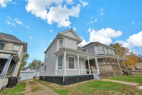 1305 Ridge Ave, Zanesville, OH, 43701-4134 | Card Image