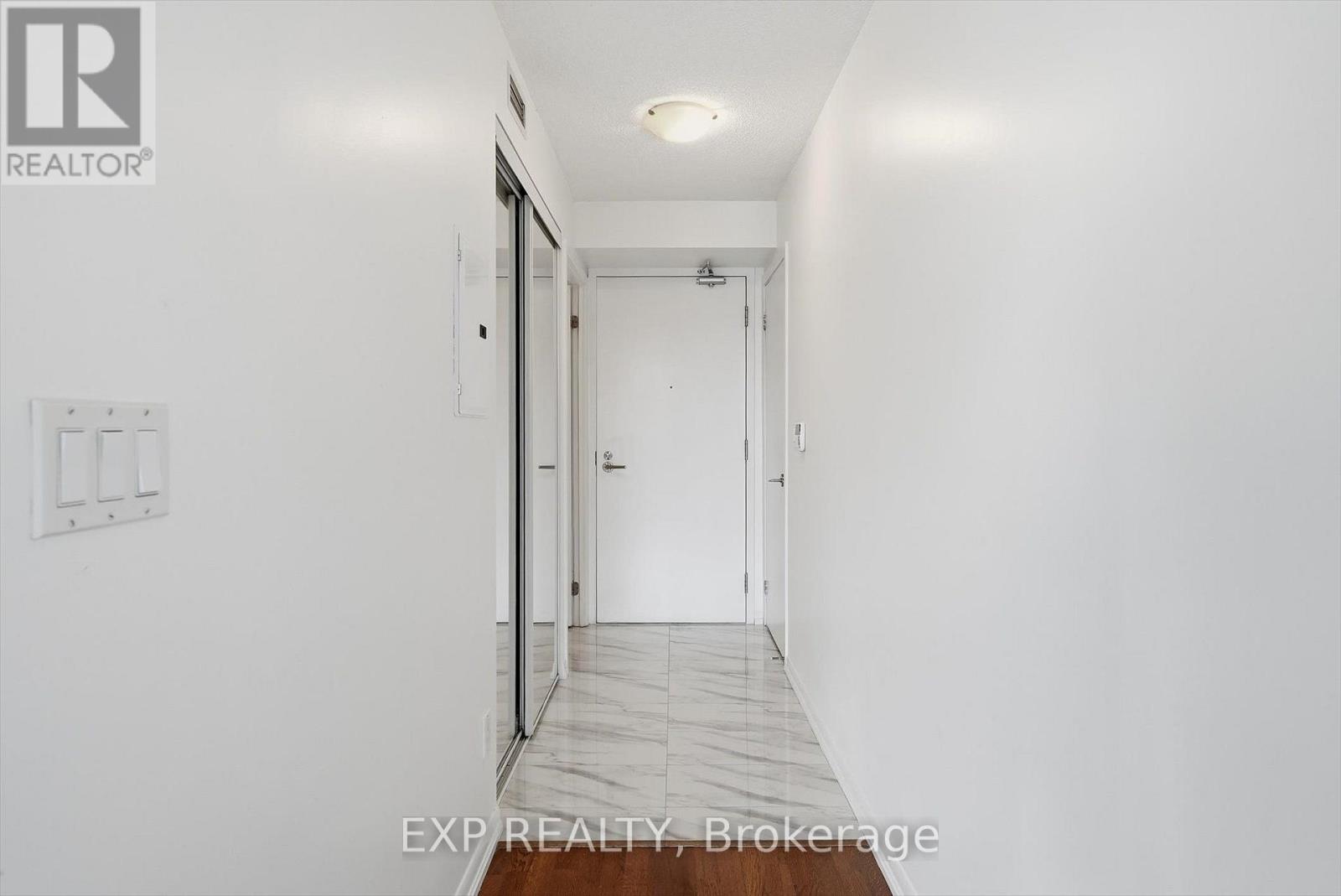Residential Lease in Toronto (Niagara) 3