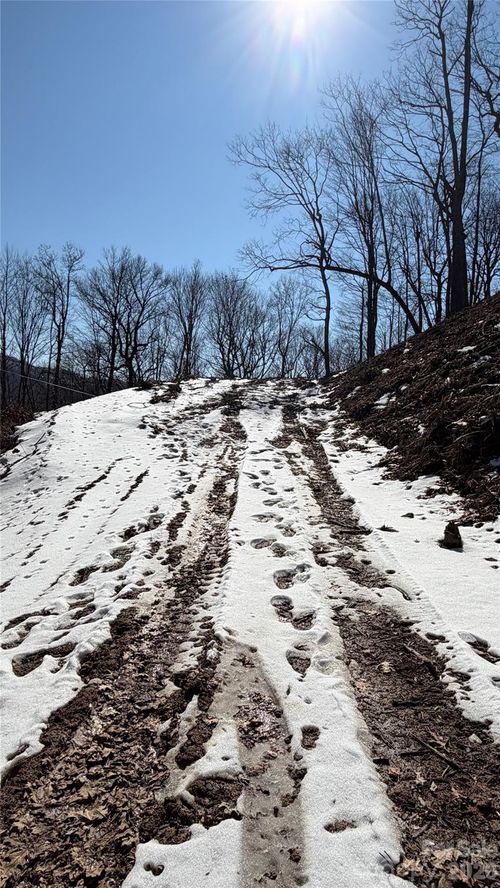 109-000 Fox Den Rd, Mars Hill, NC, 28754 | Card Image