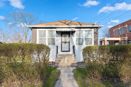 3765 Adams St, Gary, IN, 46408-1507 | Card Image
